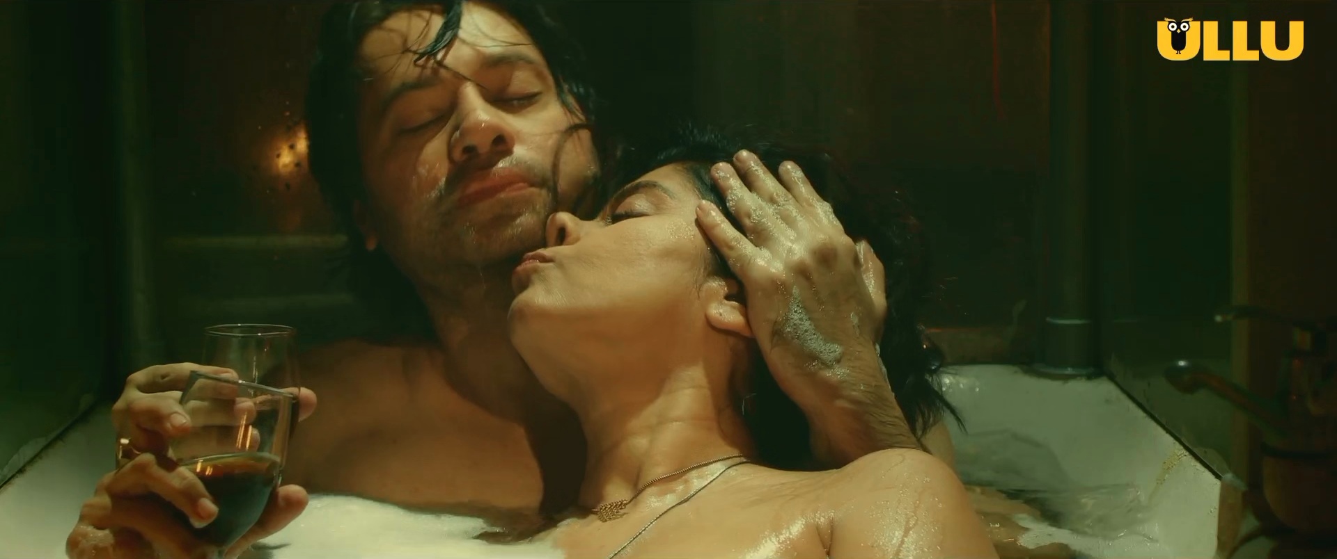 Lights! Camera! Murder! (2021) Season 1 Ullu Originals